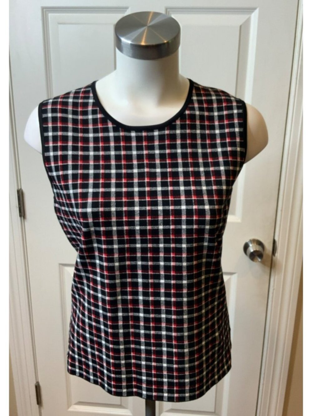Akris Punto Black Red White Tartan Plaid Sleeveless Tank Top, Size 10